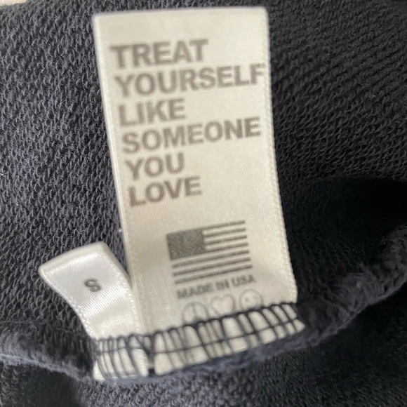 Madhappy Classic Black Sweatshirt - Picture 3 of 3